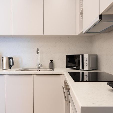 Newly Renovated 2 Bedroom Apartment, 5Min To Metro Athens Luaran gambar