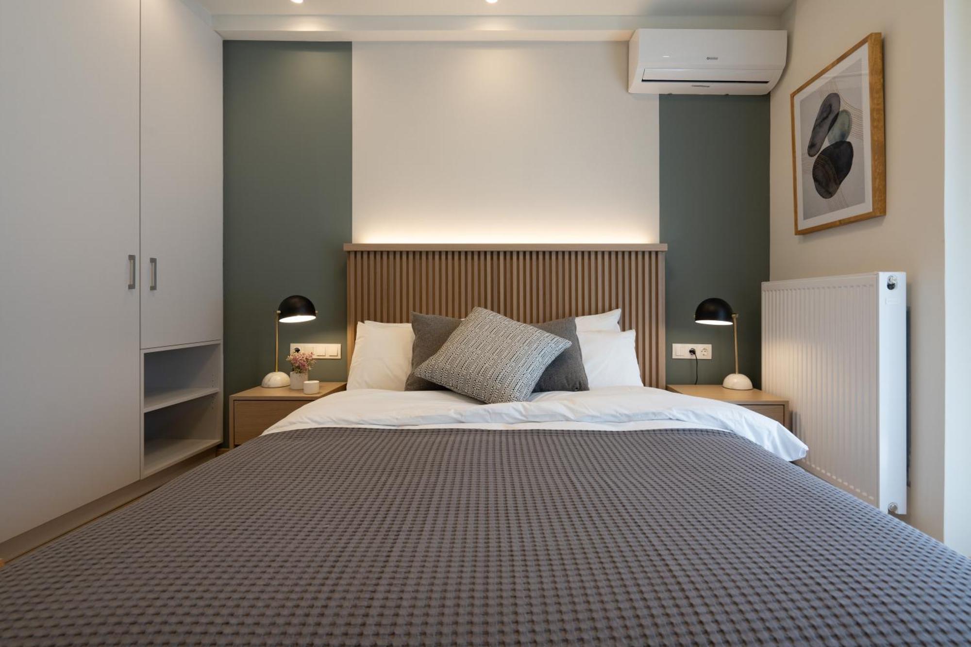 Newly Renovated 2 Bedroom Apartment, 5Min To Metro Athens Luaran gambar