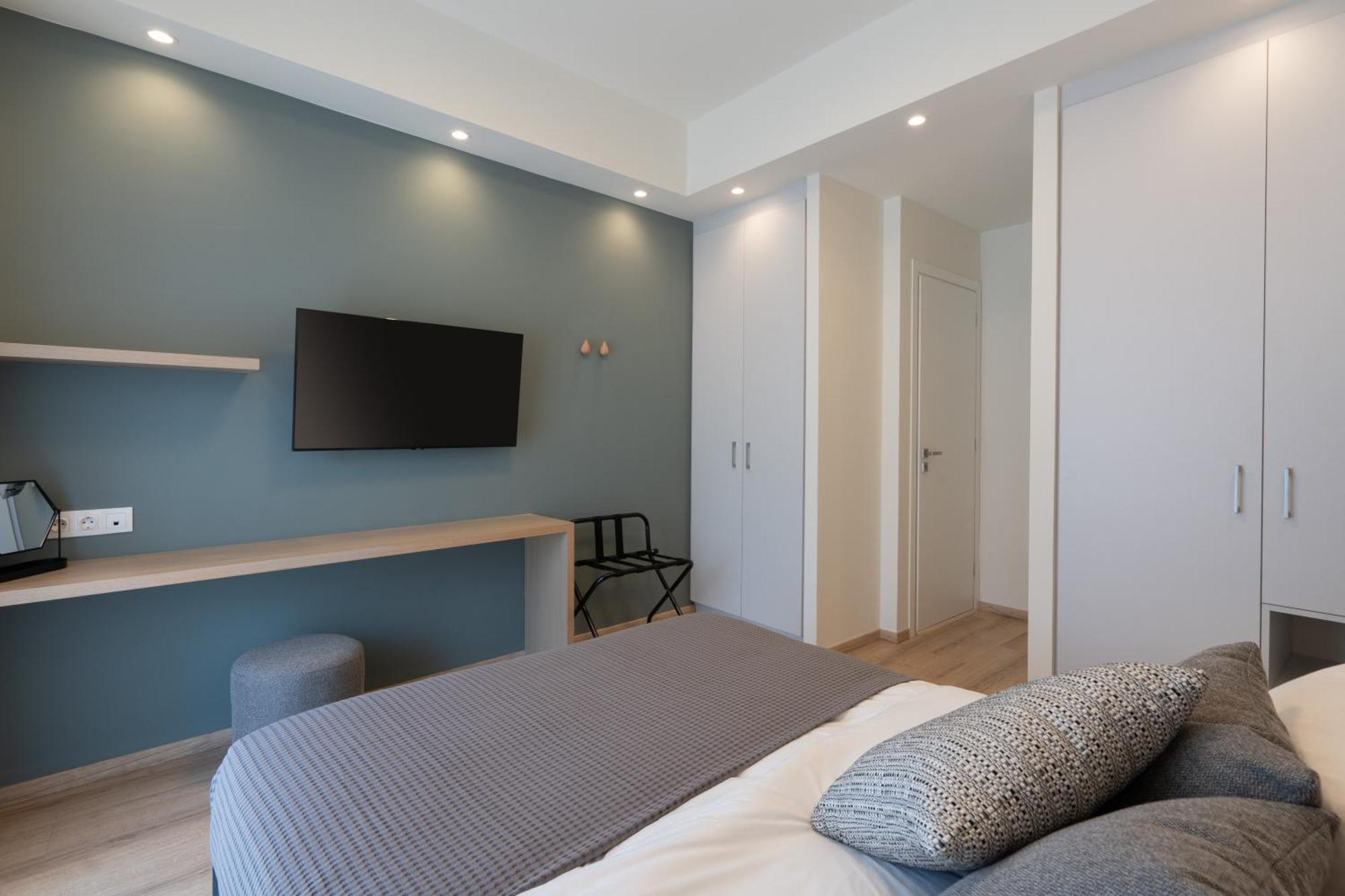Newly Renovated 2 Bedroom Apartment, 5Min To Metro Athens Luaran gambar